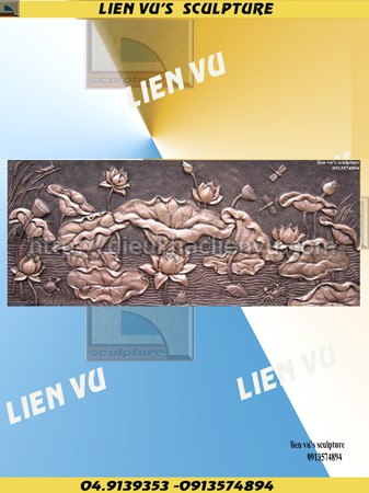 Phù điêu hoa sen và chuồn chuồn